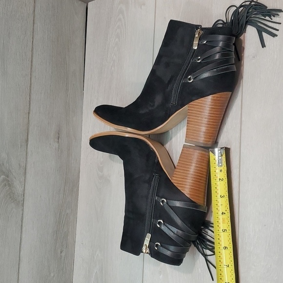 Marc Fisher Women Kadey Ankle Tassel Heels Boots shoes sz 7.5M - Picture 8 of 14